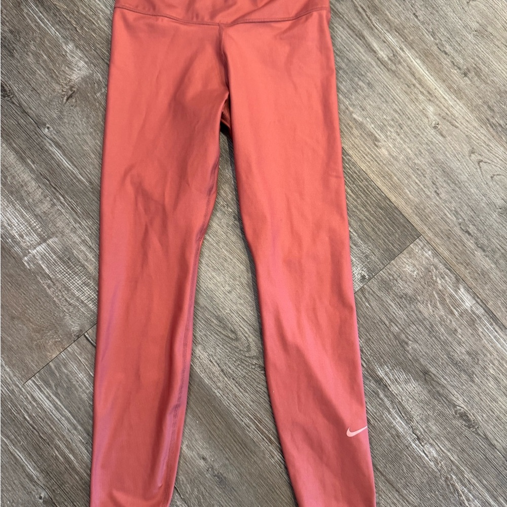 Nike Coral Leggings